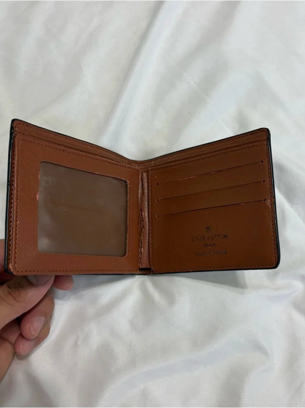 Louis Vuitton Wallet - Picture 4 of 8